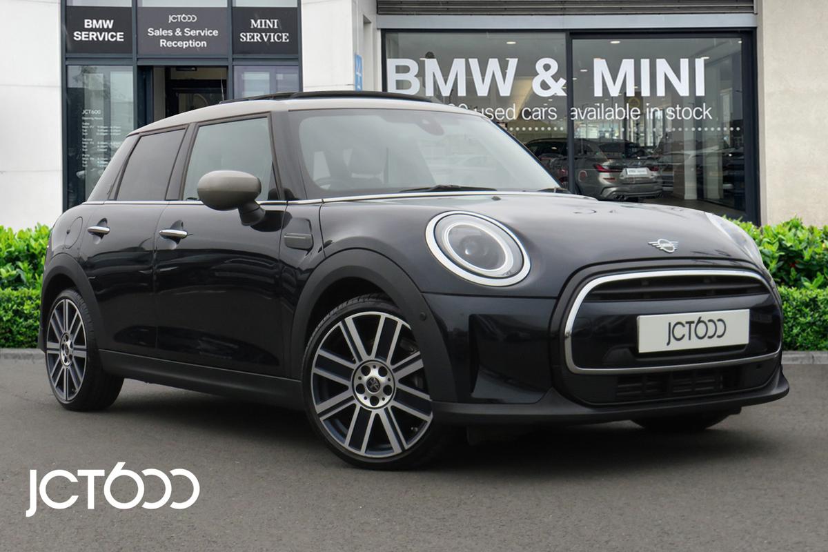 Main listing image - MINI Hatchback