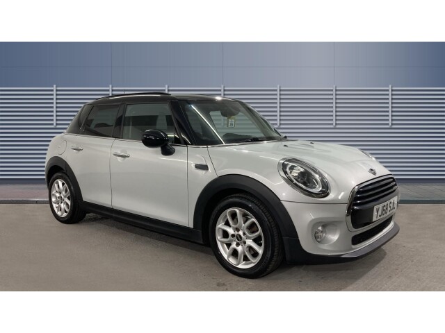 Main listing image - MINI Hatchback