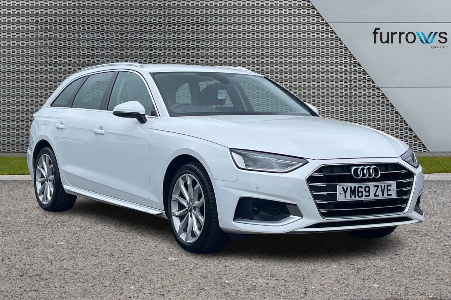 Main listing image - Audi A4 Avant