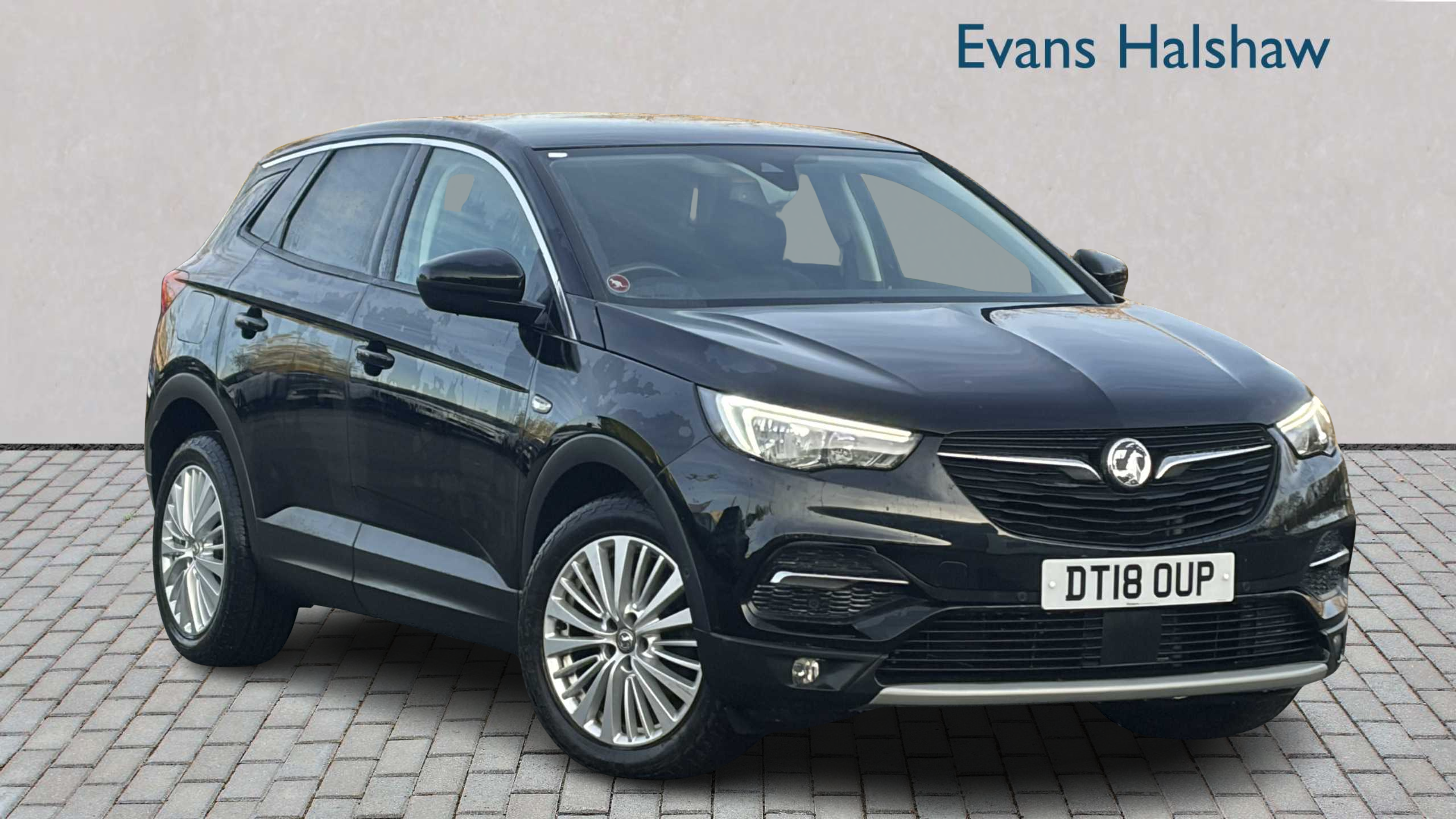 Main listing image - Vauxhall Grandland X