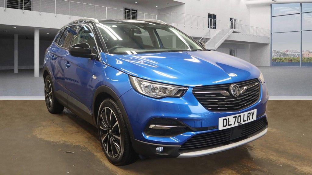 Main listing image - Vauxhall Grandland X