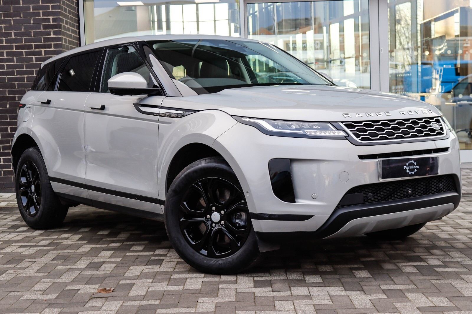 Main listing image - Land Rover Range Rover Evoque