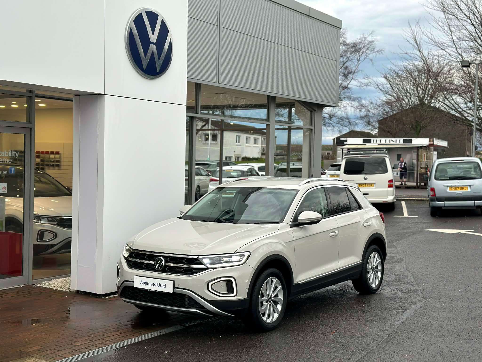 Main listing image - Volkswagen T-Roc