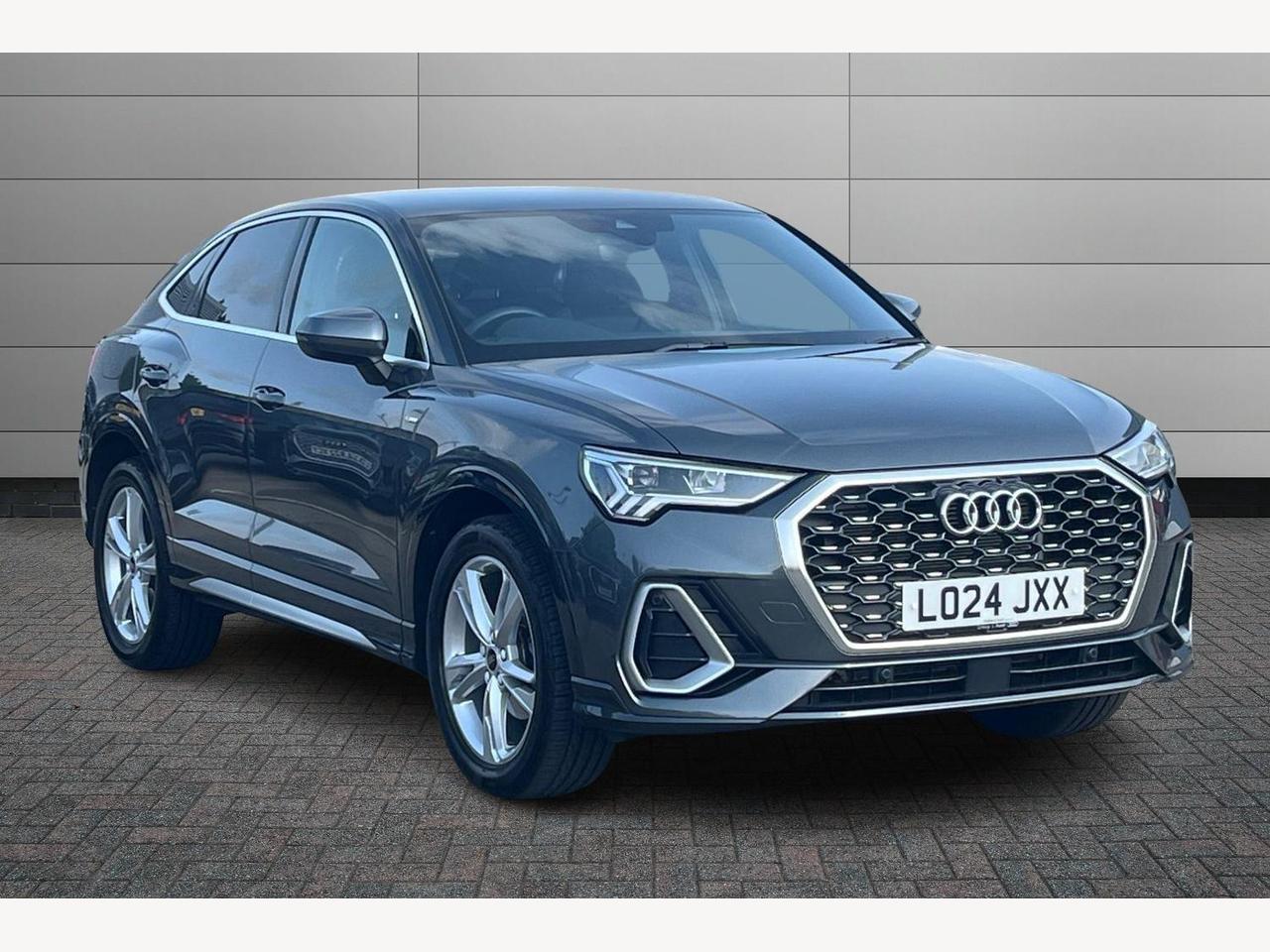 Main listing image - Audi Q3