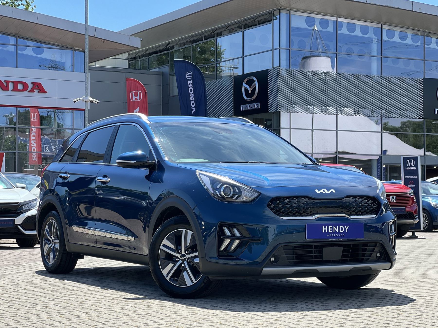 Main listing image - Kia Niro