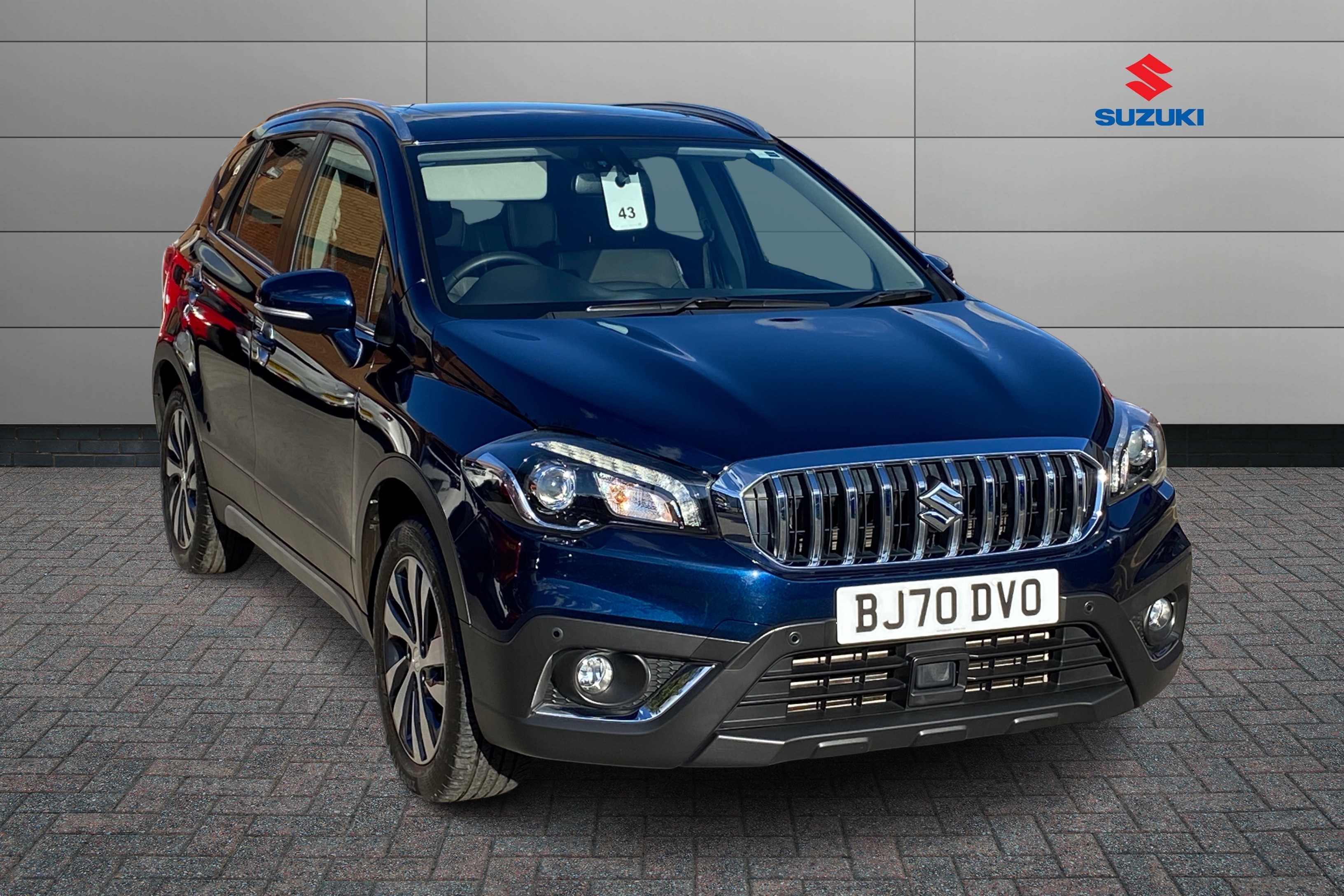 Main listing image - Suzuki SX4 S-Cross