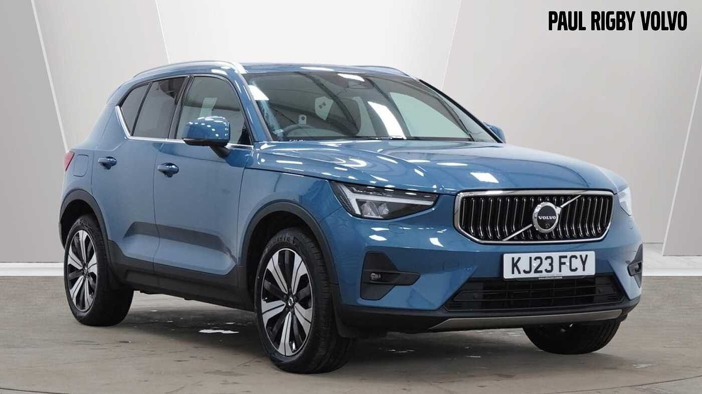 Main listing image - Volvo XC40