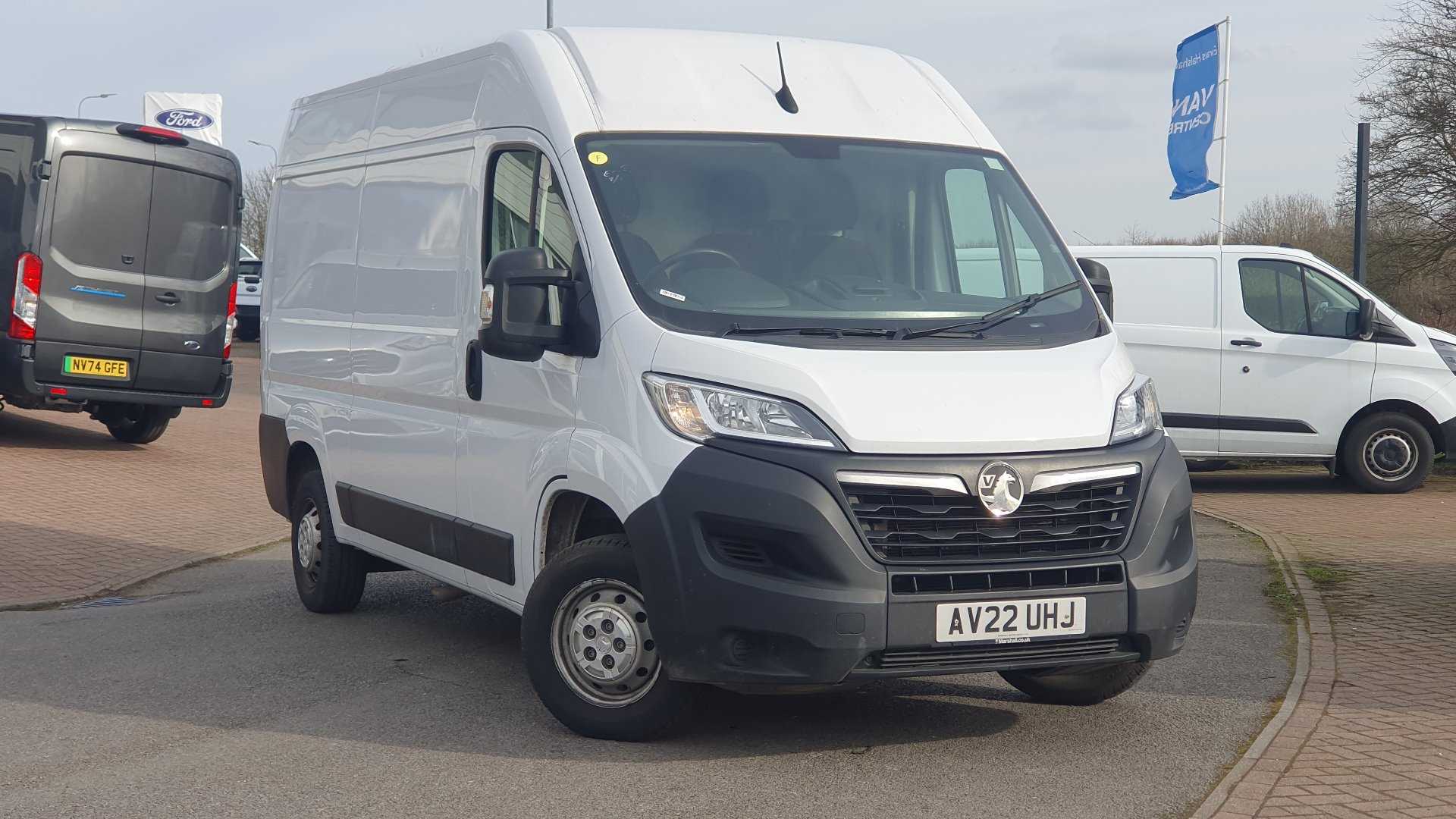 Main listing image - Vauxhall Movano