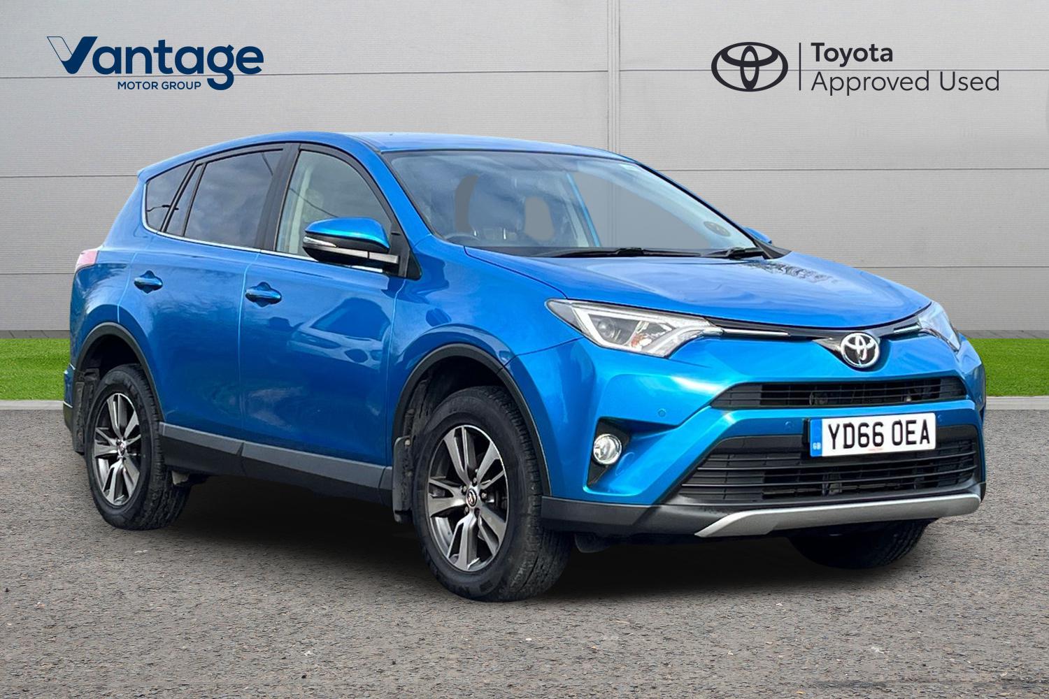 Main listing image - Toyota RAV4