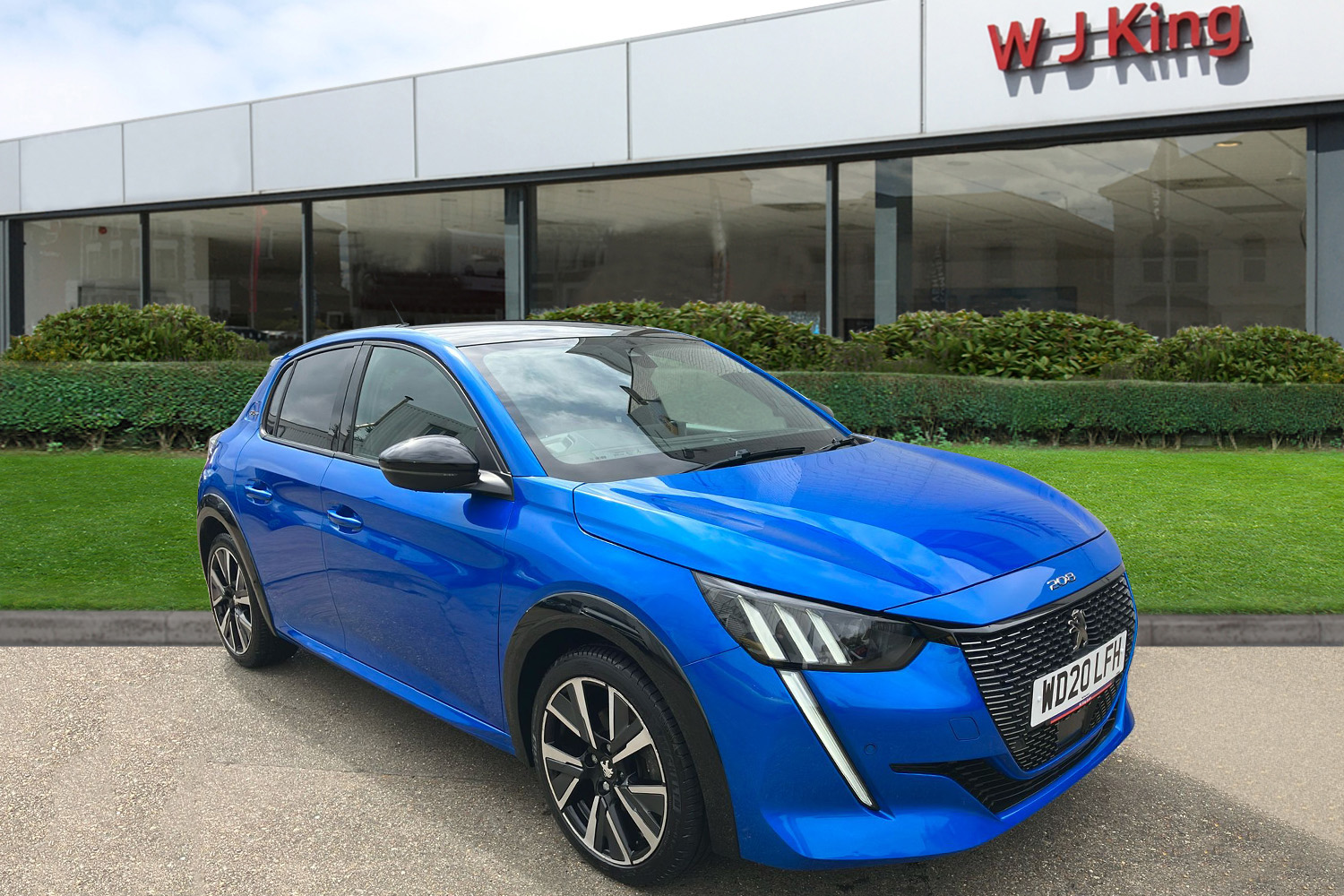 Main listing image - Peugeot 208