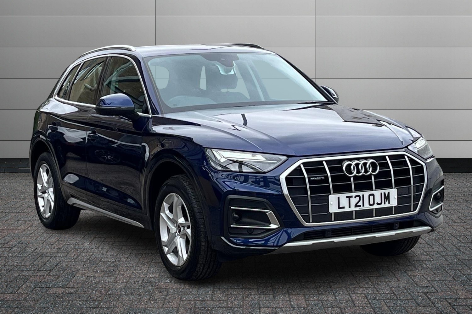 Main listing image - Audi Q5