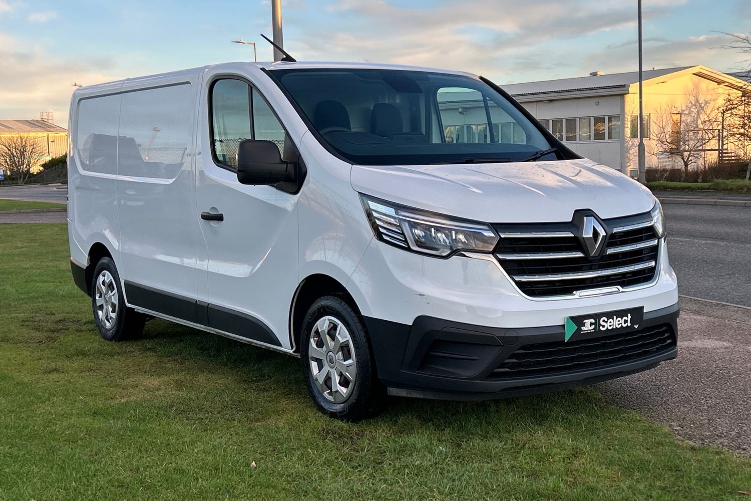 Main listing image - Renault Trafic