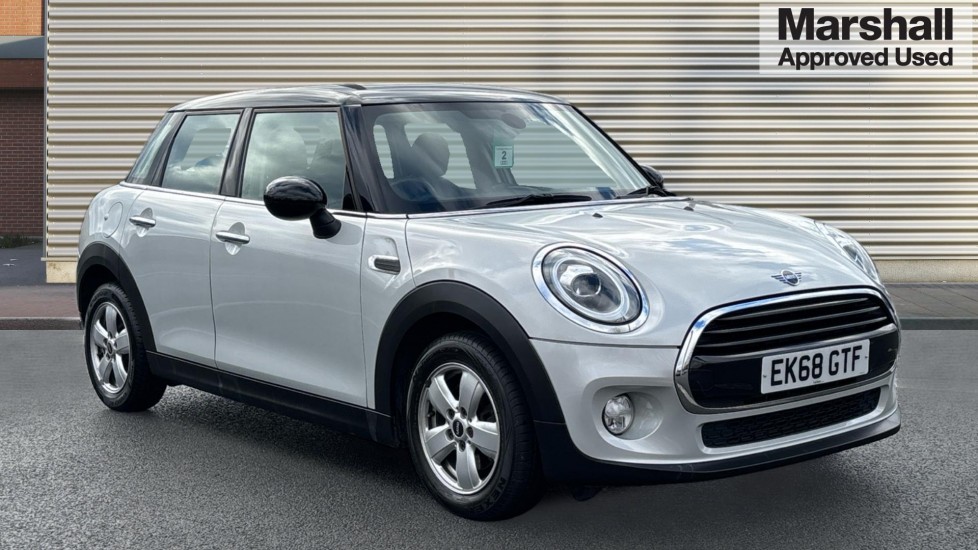 Main listing image - MINI Hatchback 5dr