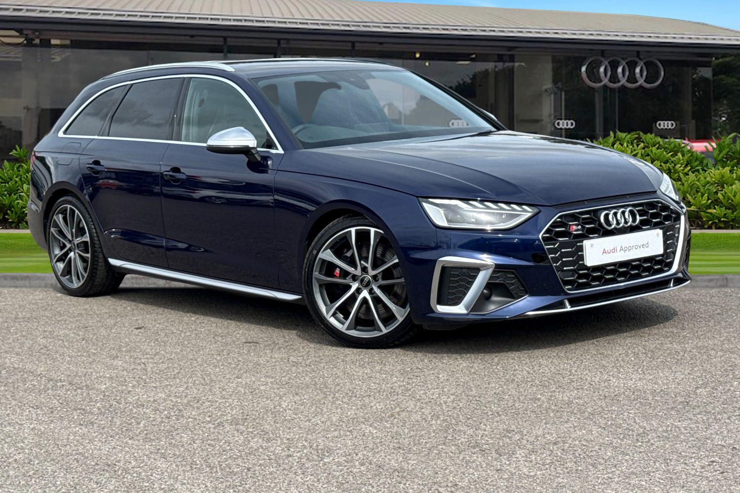 Main listing image - Audi S4