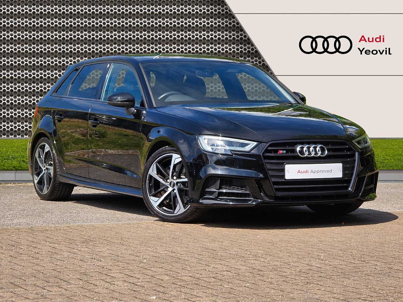 Main listing image - Audi S3