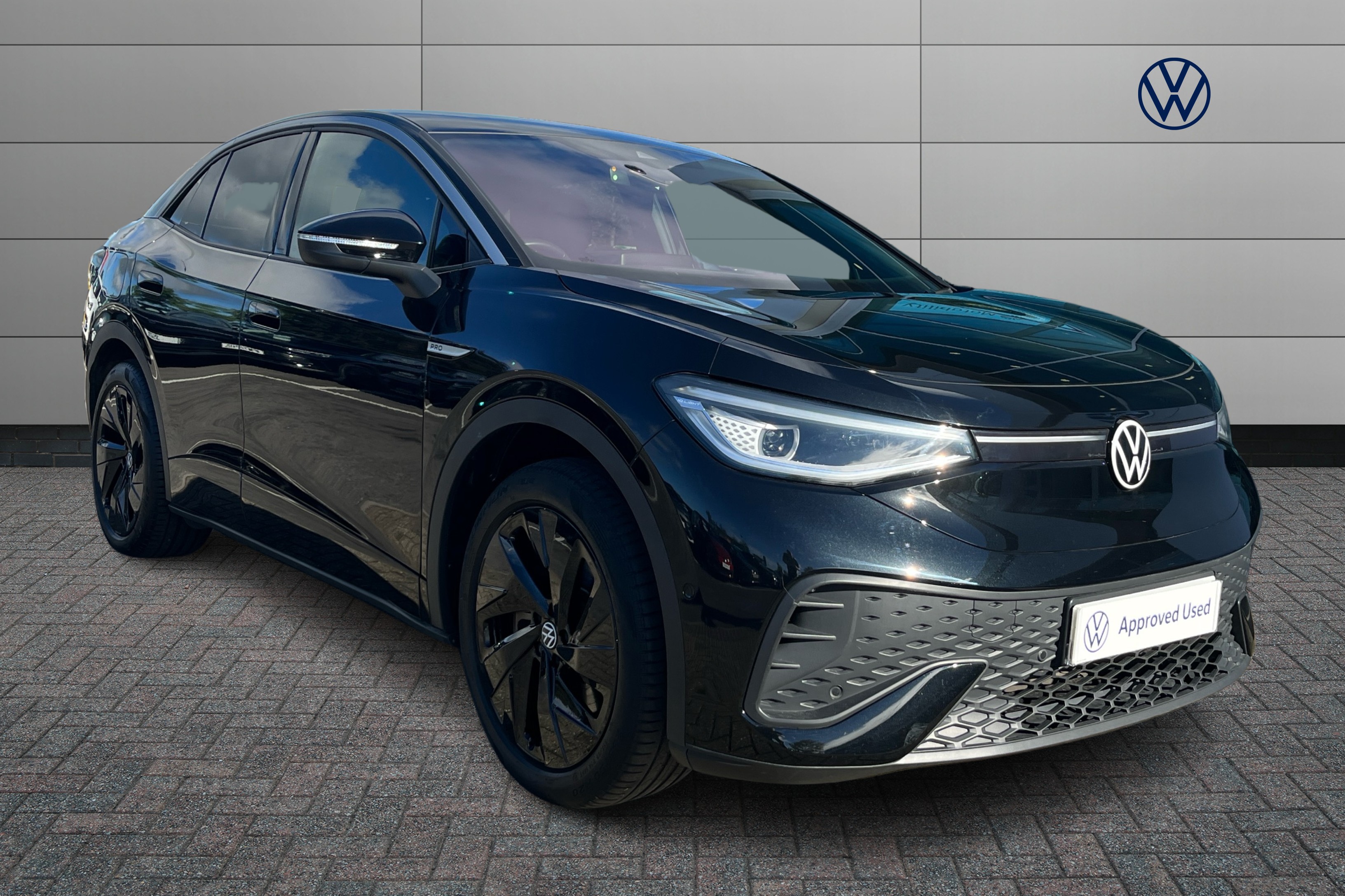 Main listing image - Volkswagen ID.5