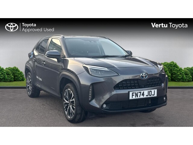 Main listing image - Toyota Yaris Cross