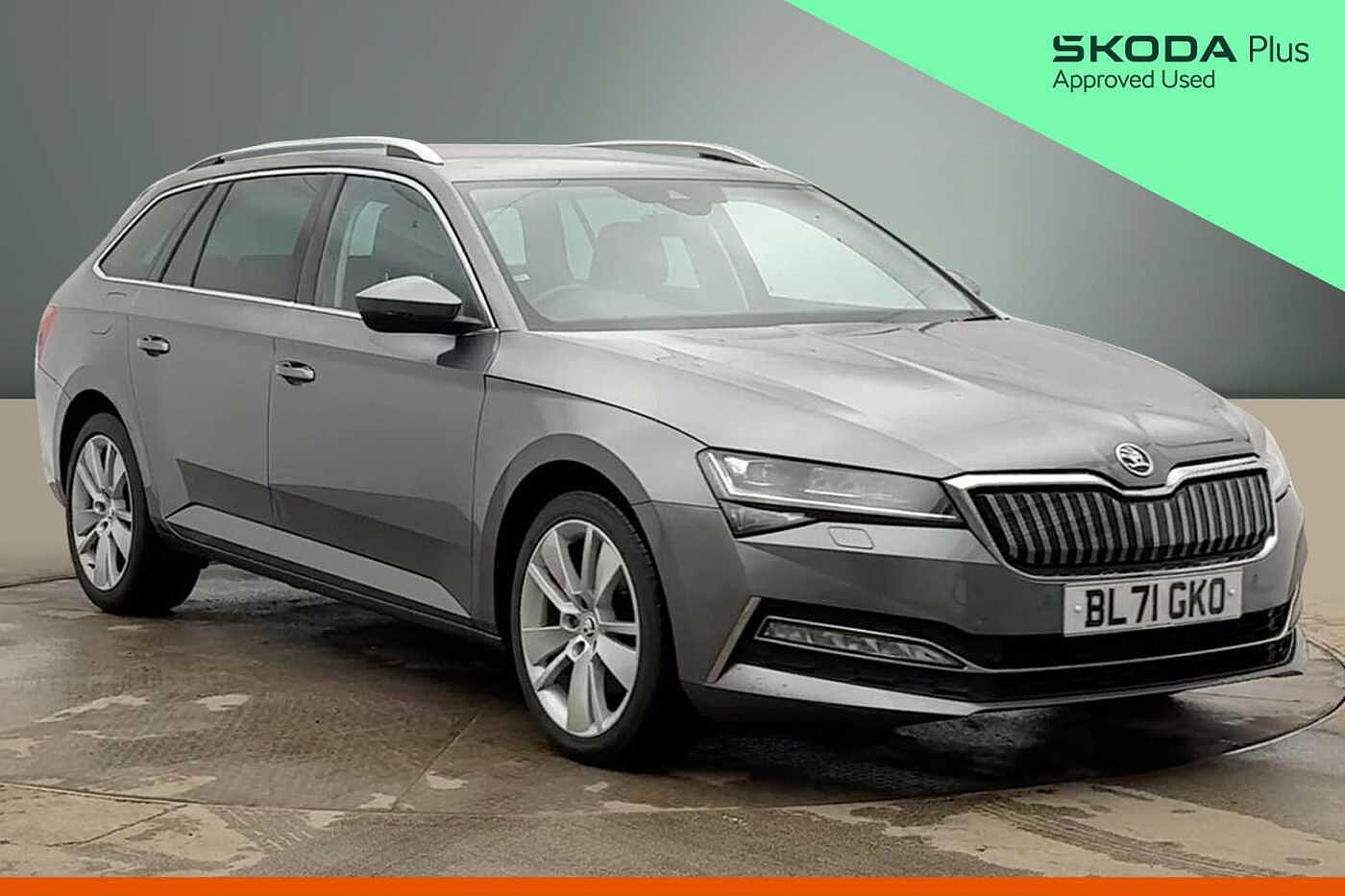 Main listing image - Skoda Superb