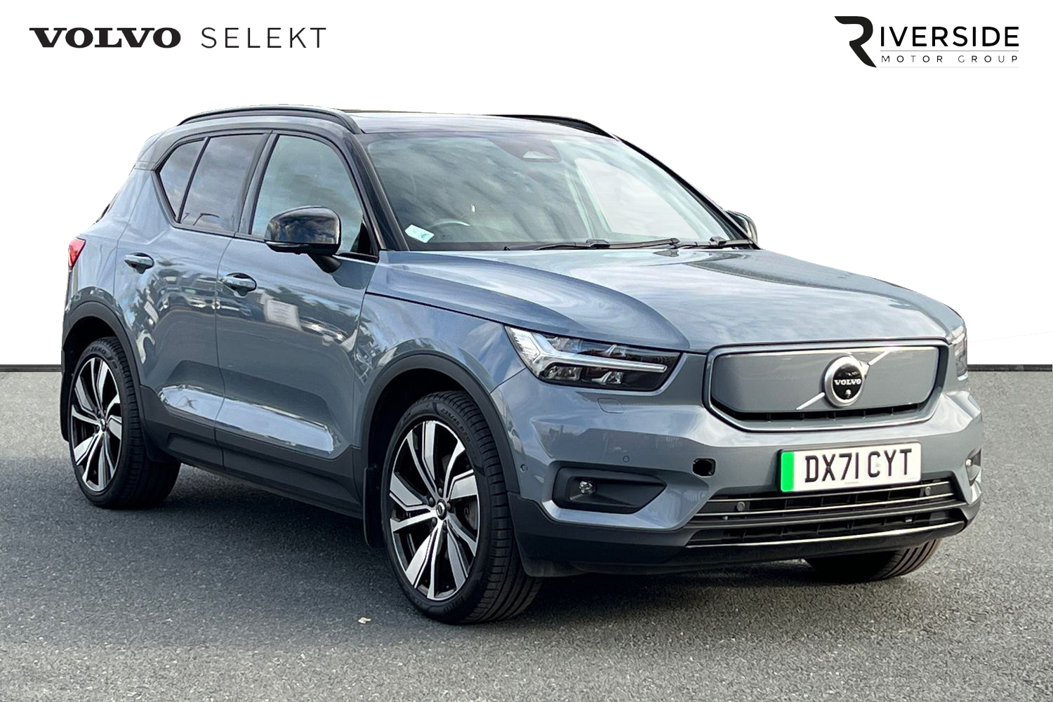 Main listing image - Volvo XC40 Recharge