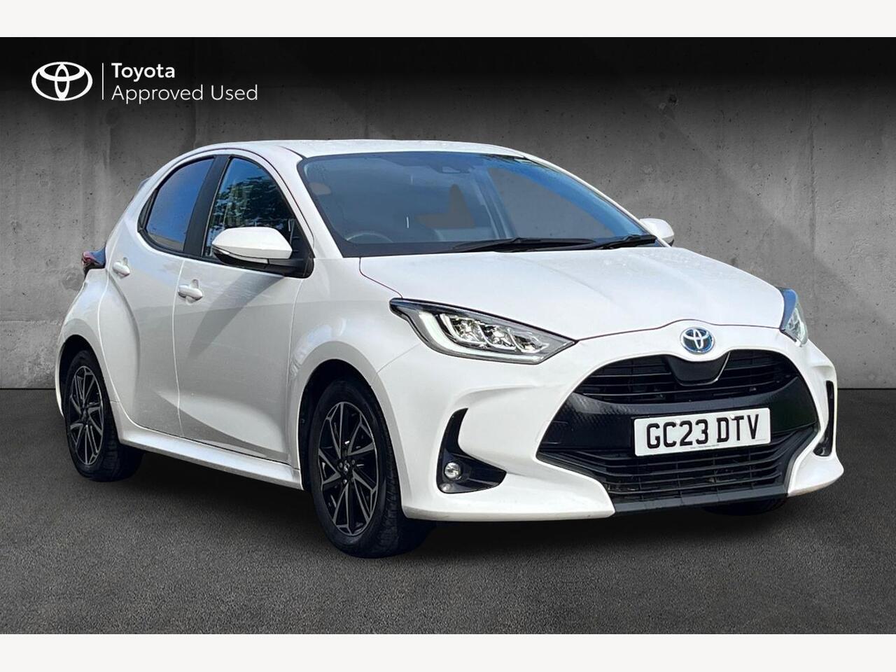 Main listing image - Toyota Yaris