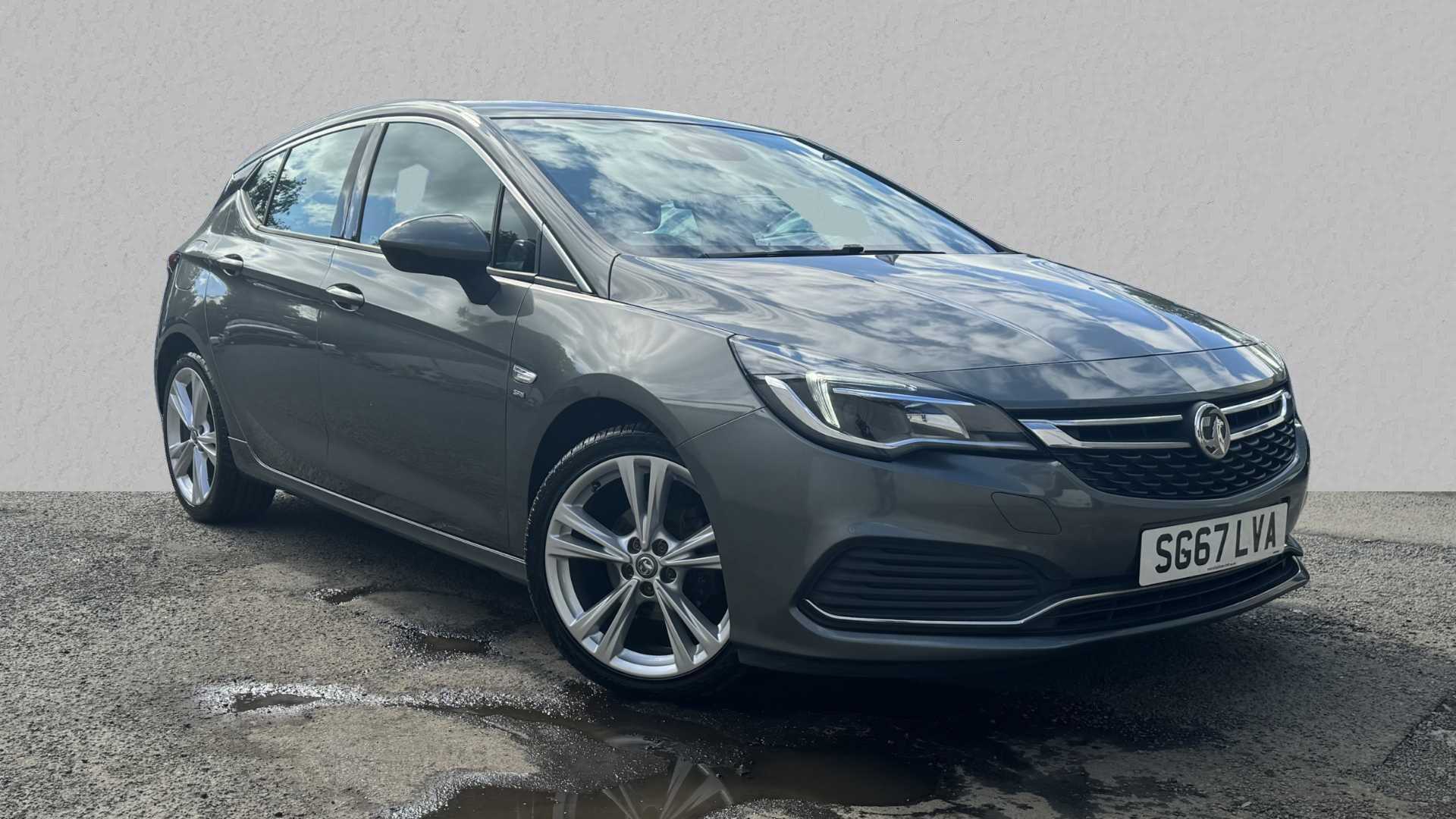 Main listing image - Vauxhall Astra