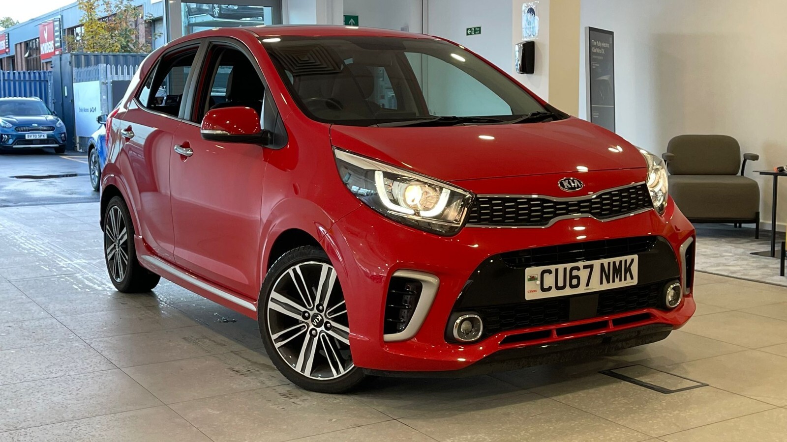 Main listing image - Kia Picanto