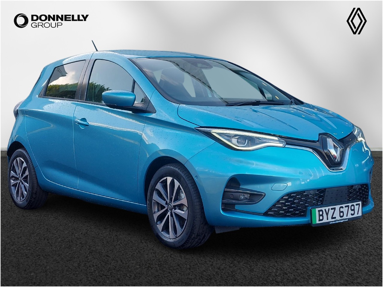 Main listing image - Renault Zoe