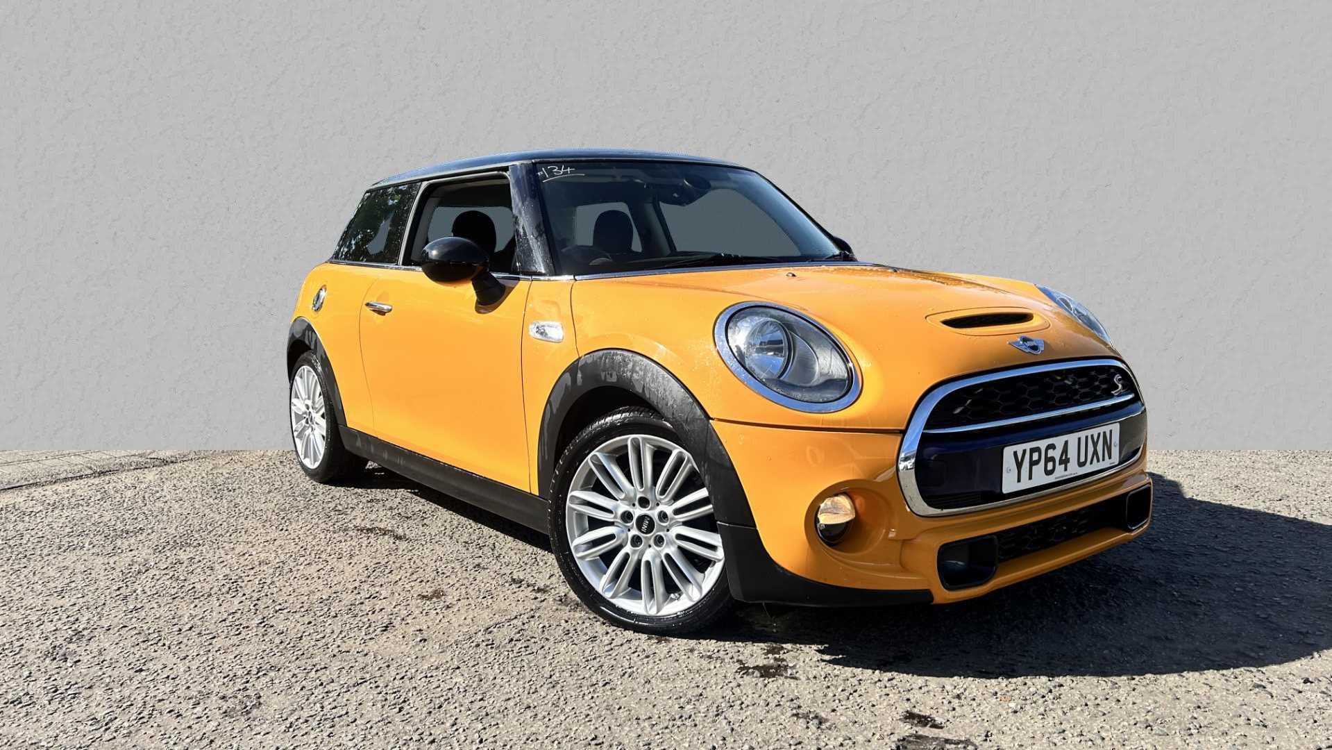 Main listing image - MINI Hatchback