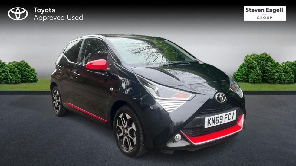 Main listing image - Toyota Aygo