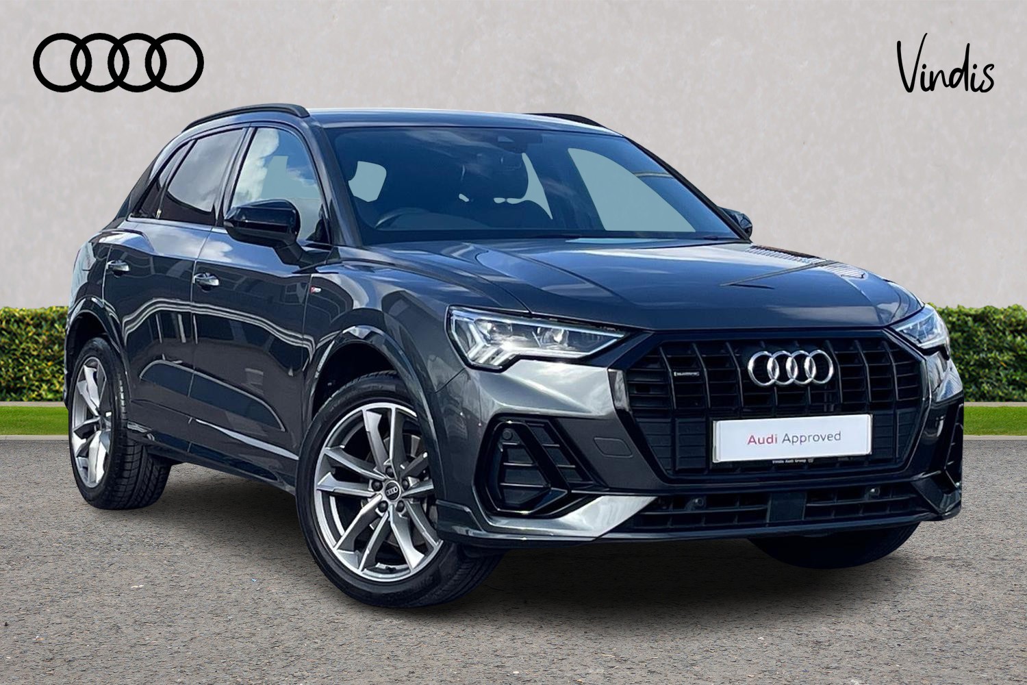 Main listing image - Audi Q3