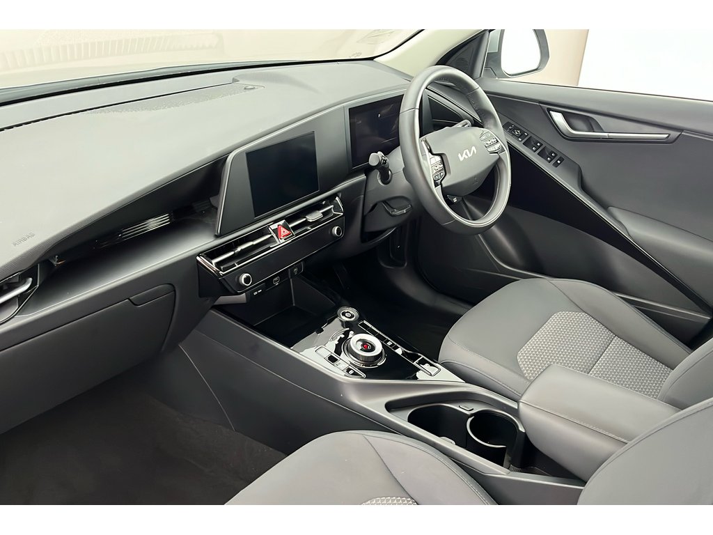 Main listing image - Kia Niro