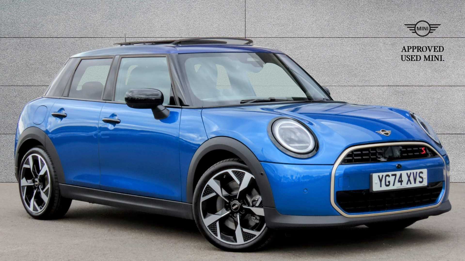 Main listing image - MINI Hatchback 5dr
