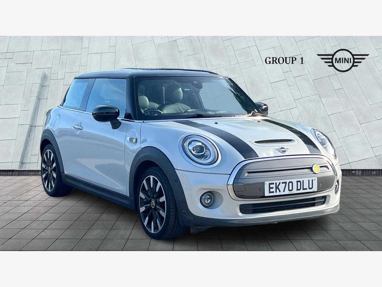 Main listing image - MINI Hatchback