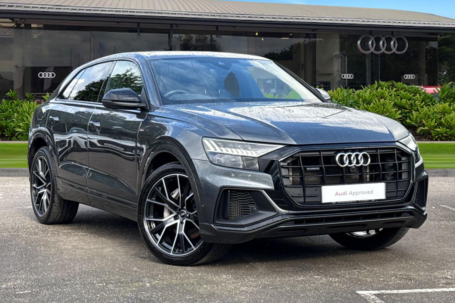 Main listing image - Audi Q8
