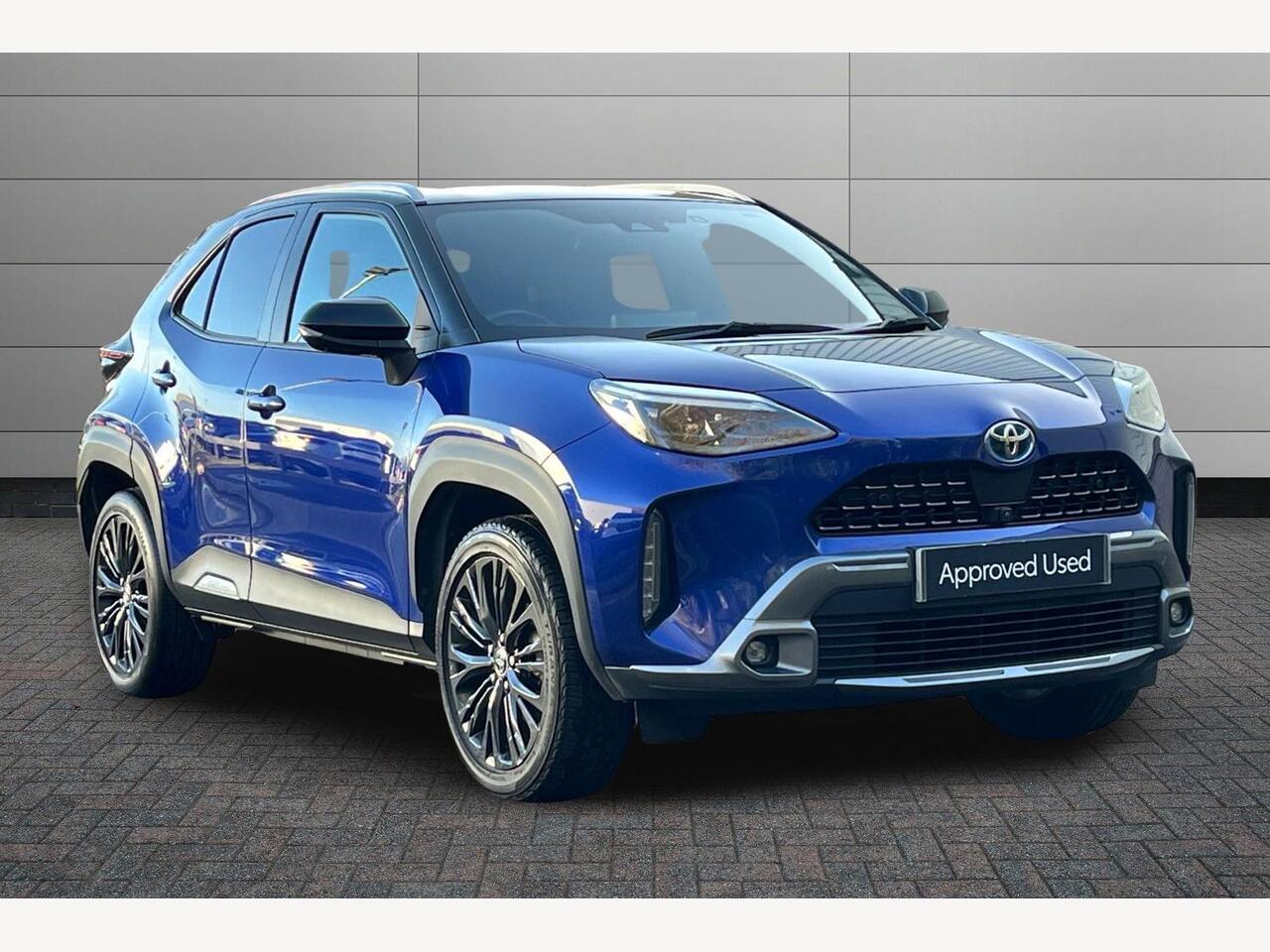 Main listing image - Toyota Yaris Cross