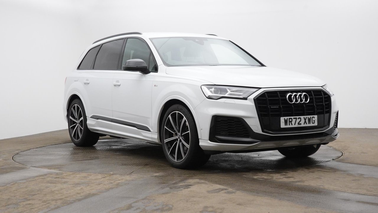 Main listing image - Audi Q7