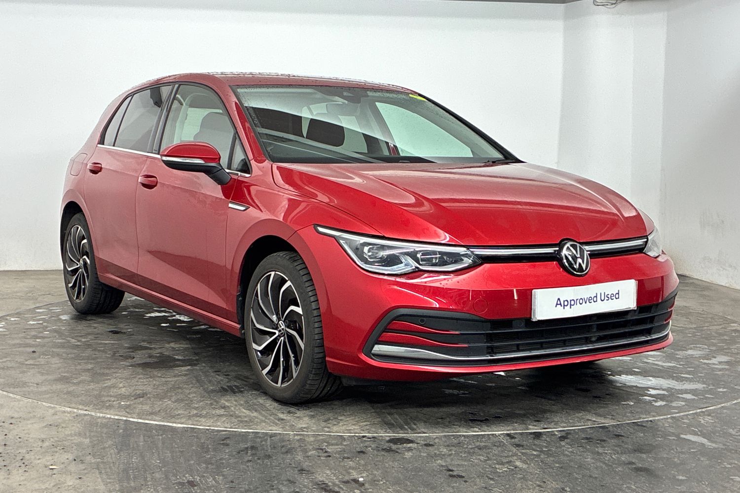 Main listing image - Volkswagen Golf