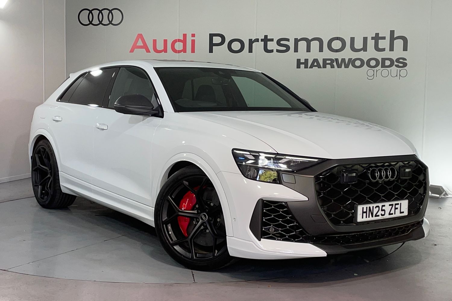 Main listing image - Audi RS Q8