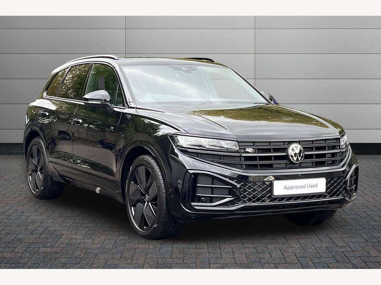 Main listing image - Volkswagen Touareg