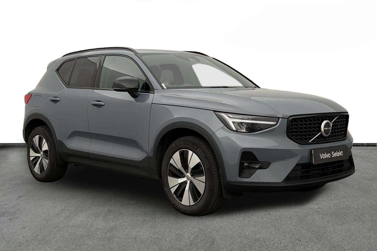 Main listing image - Volvo XC40