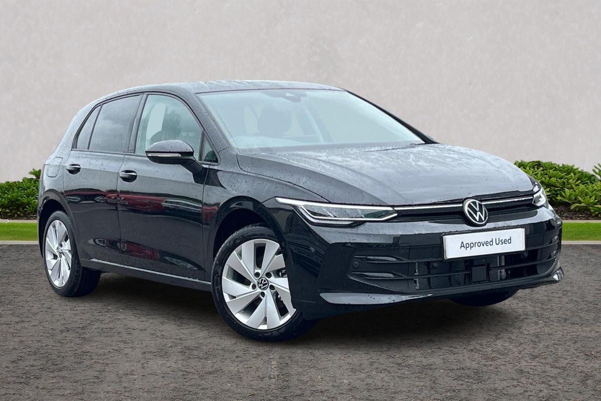 Main listing image - Volkswagen Golf