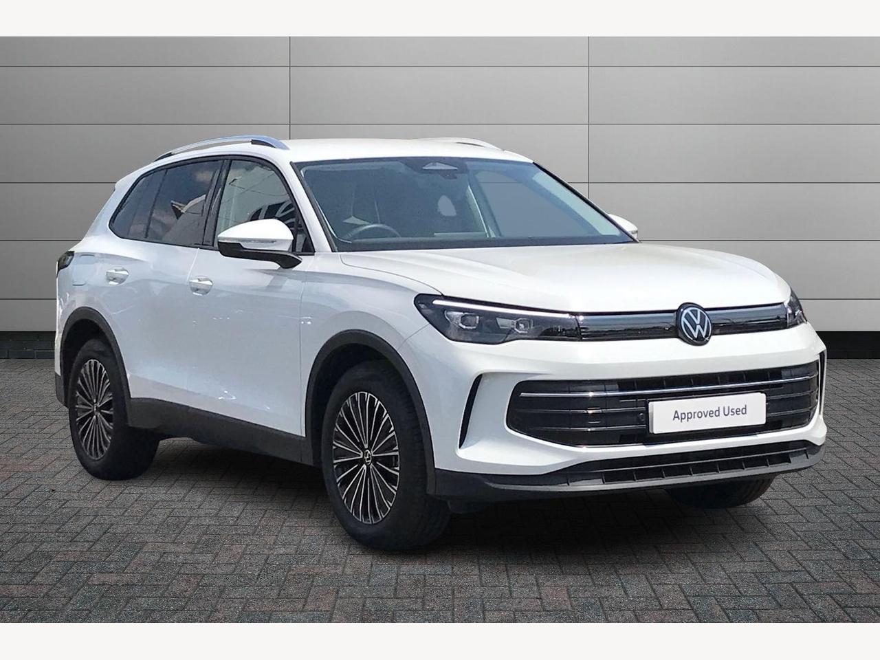 Main listing image - Volkswagen Tiguan