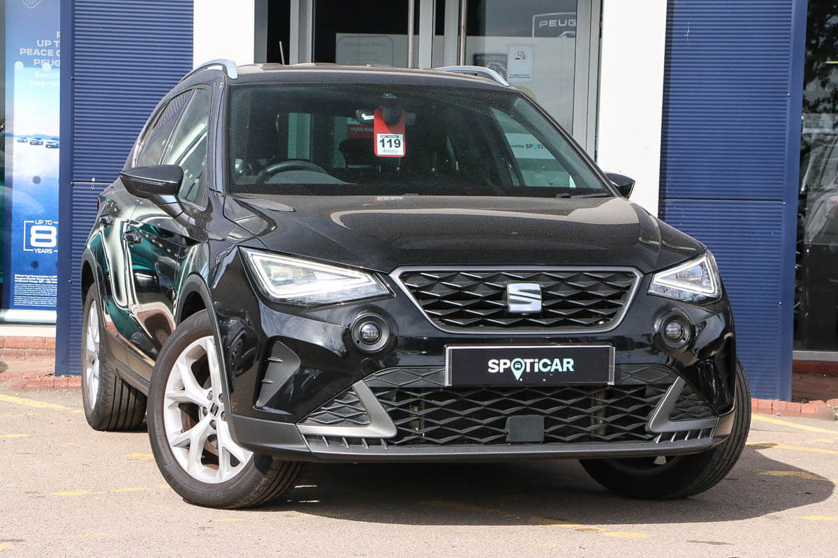 Main listing image - SEAT Arona