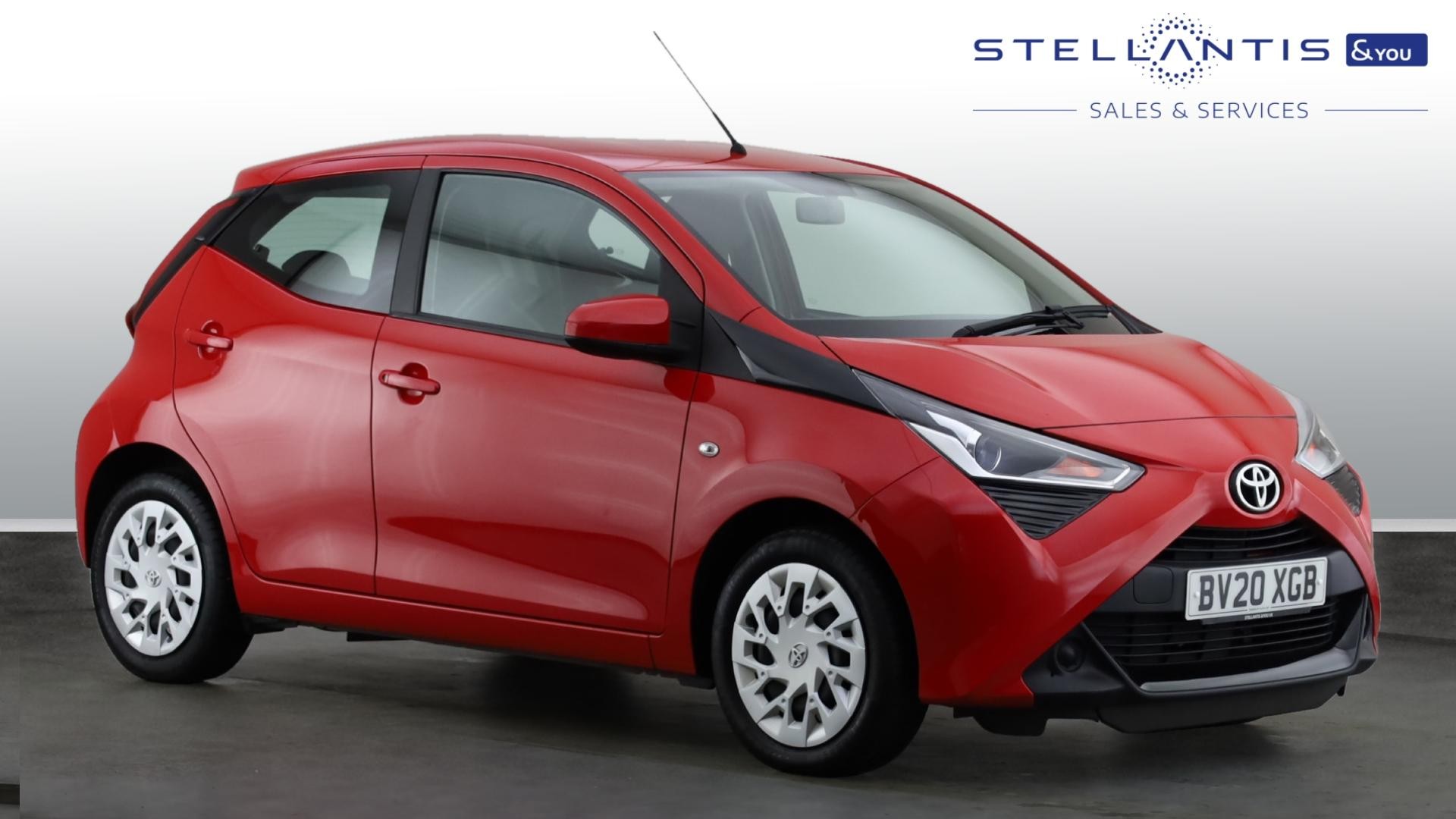 Main listing image - Toyota Aygo