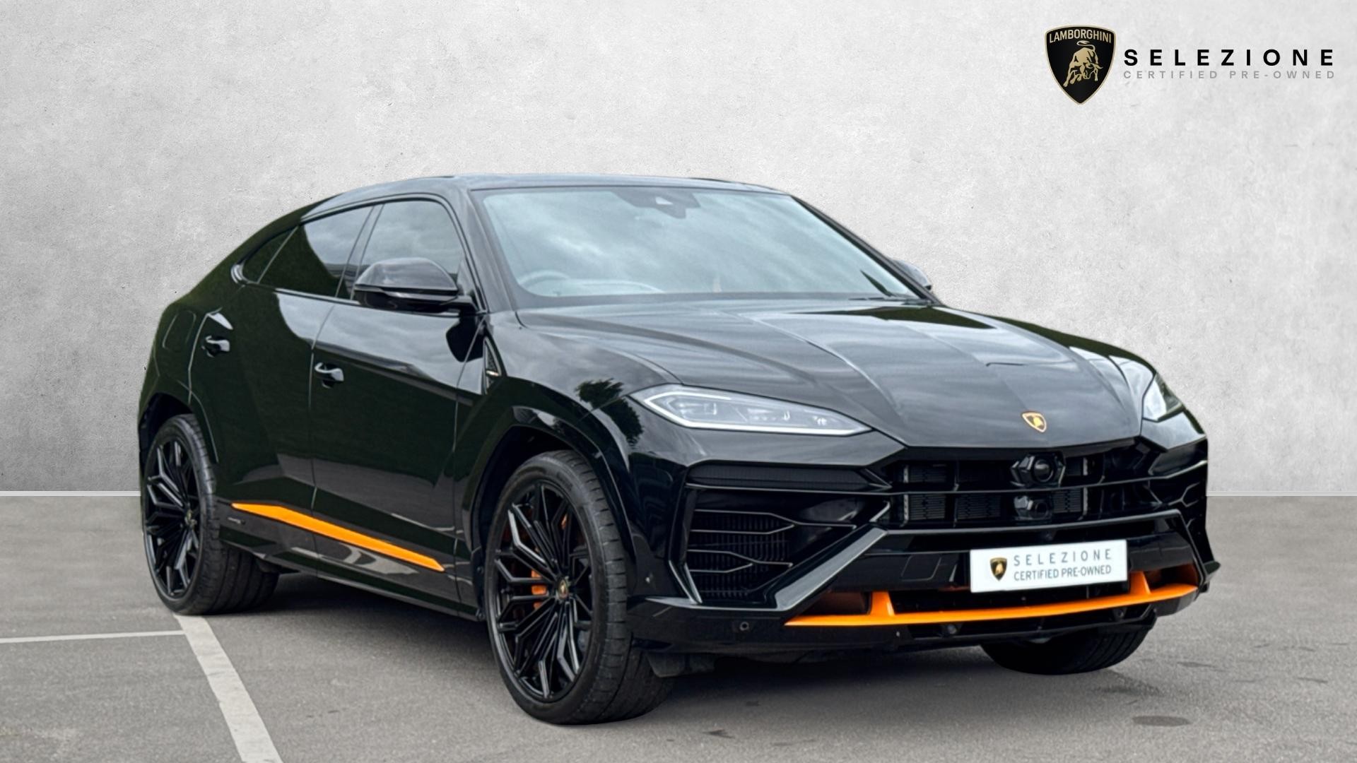 Main listing image - Lamborghini Urus