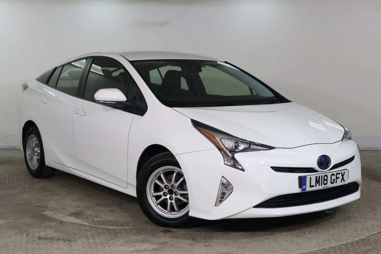 Main listing image - Toyota Prius