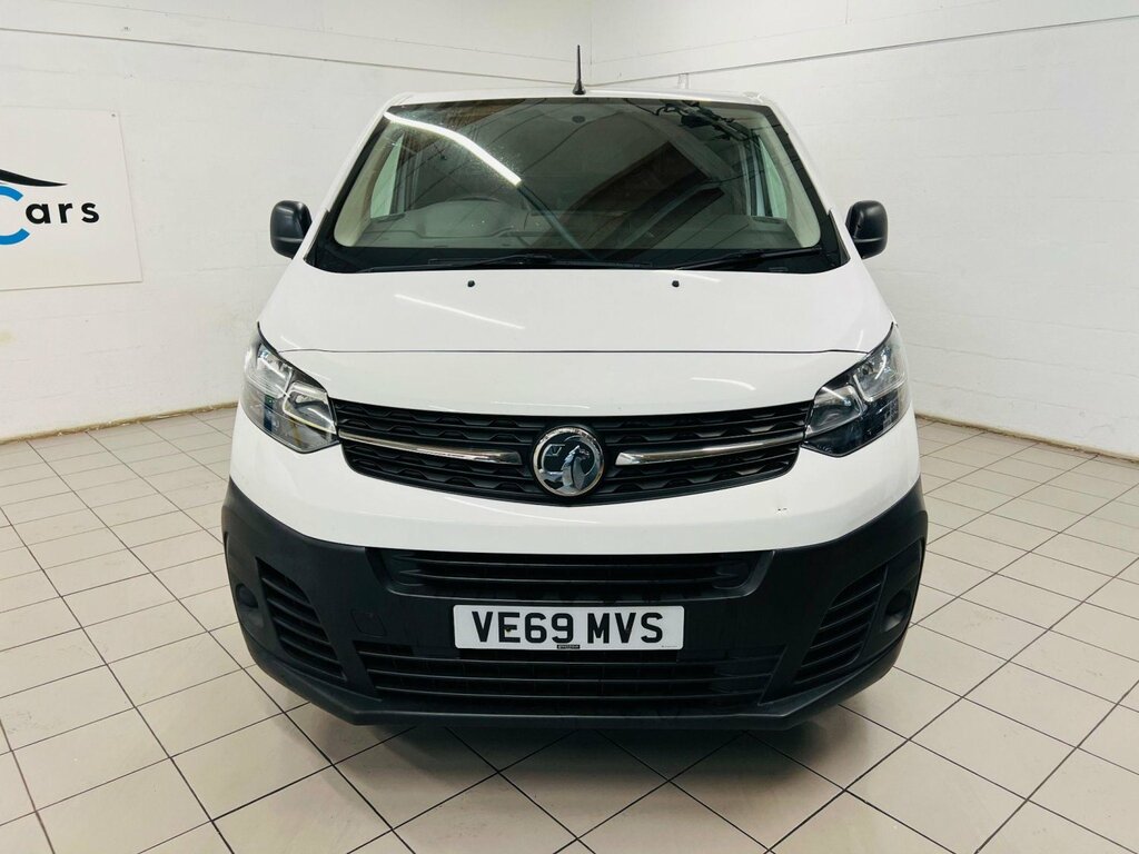 Main listing image - Vauxhall Vivaro