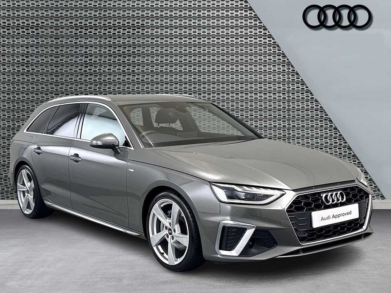 Main listing image - Audi A4 Avant