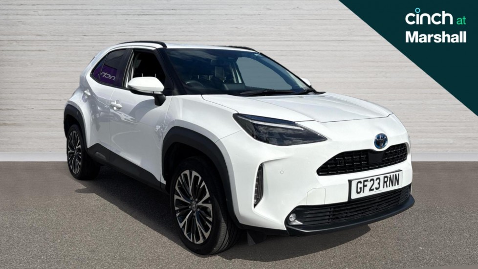 Main listing image - Toyota Yaris Cross