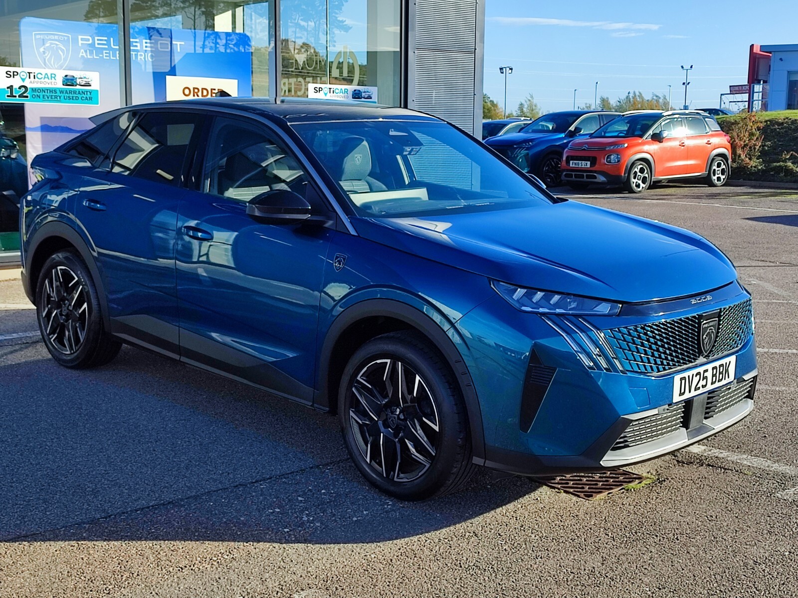 Main listing image - Peugeot 3008